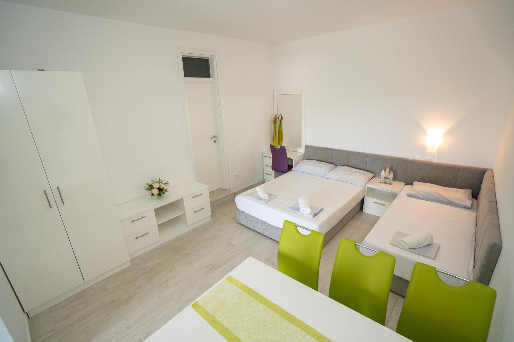 Garden Resort - Apartments Maslina Potocnica Екстер'єр фото